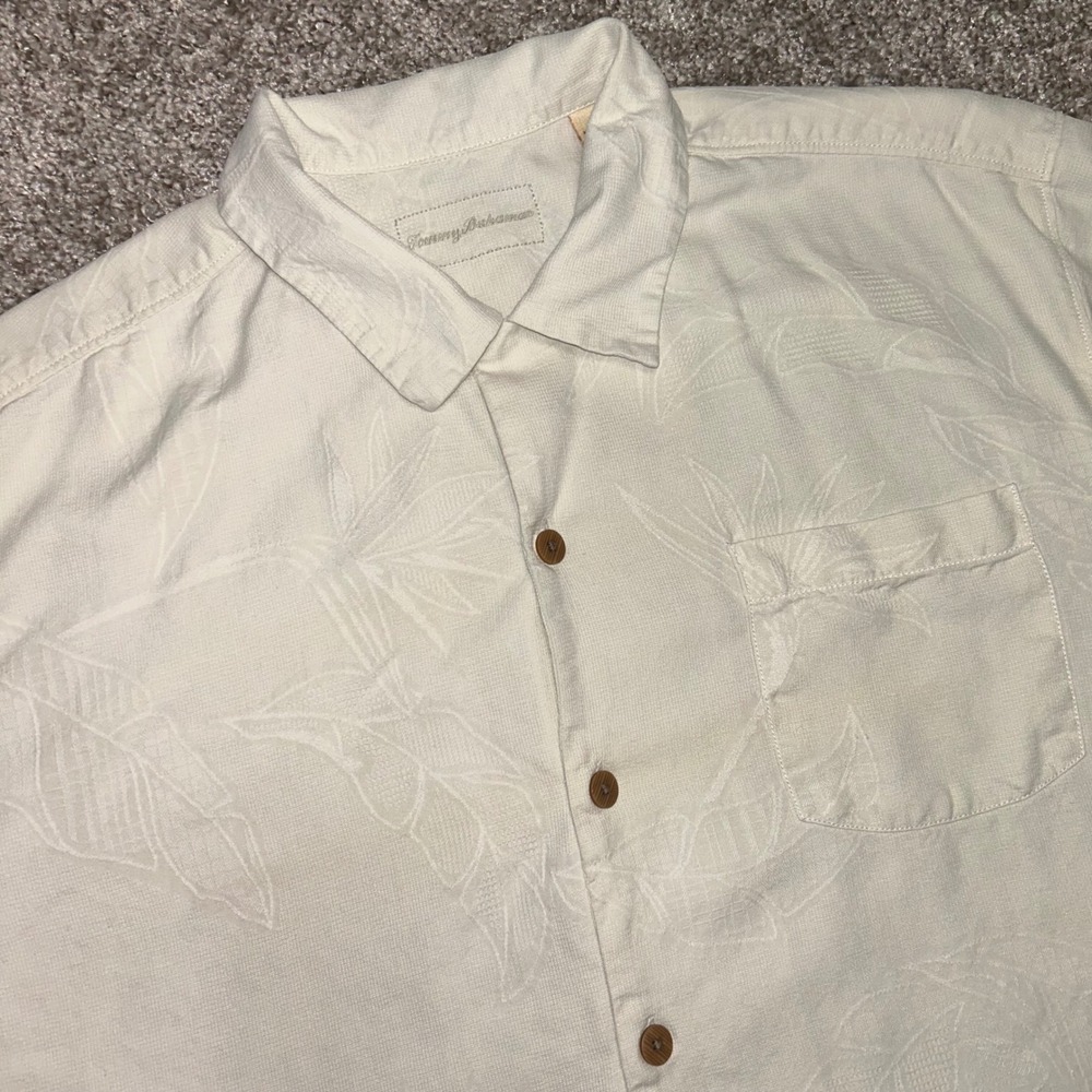 Tommy Bahama Mens L Silk Camp Shirt Ivory Floral Hawaiian Button Front Pocket